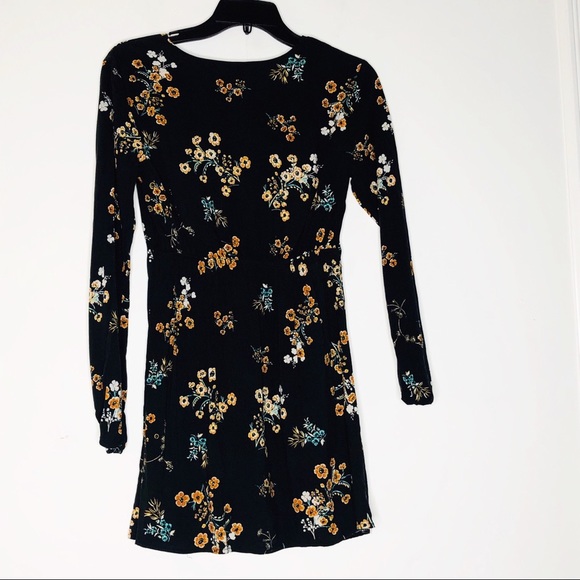 Wild FABLE floral summer mini dress. Size XS - Picture 2 of 5